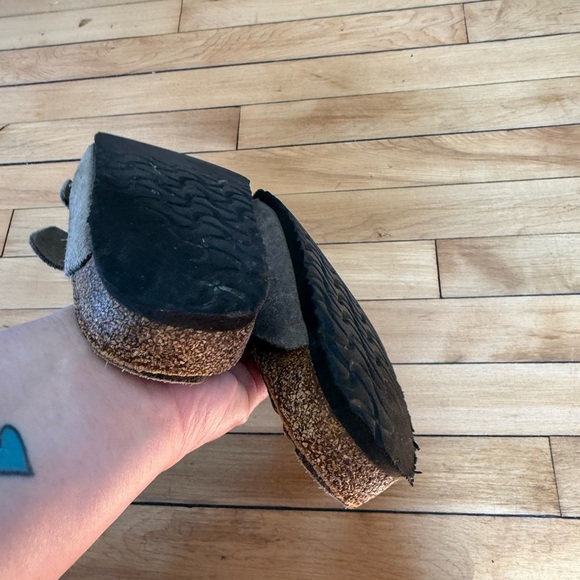 Birkenstock Arizona beige tan suede sandals - Picture 6 of 9